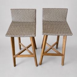 Set of 2 Woven Bar Stools with Wood Legs