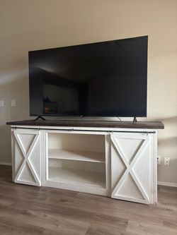 Farmhouse TV Stand with Barn Doors