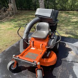 husqvarna Mower Z-turn w /bagger rz4216