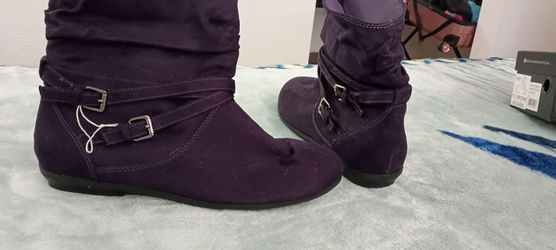 Lower East Side Purple Faux Suede Slouch Ankle Boots - Women's Size 9.5 W (Wide)