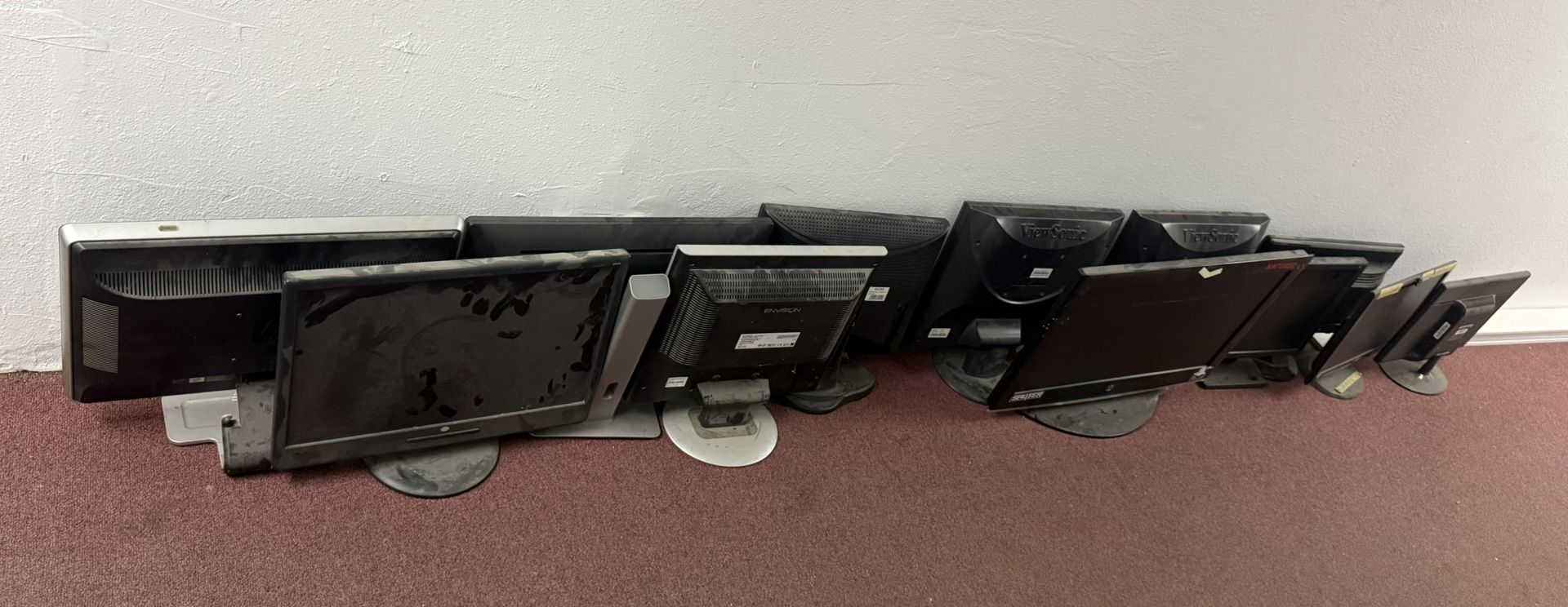 Free Computer Screens And Monitors!