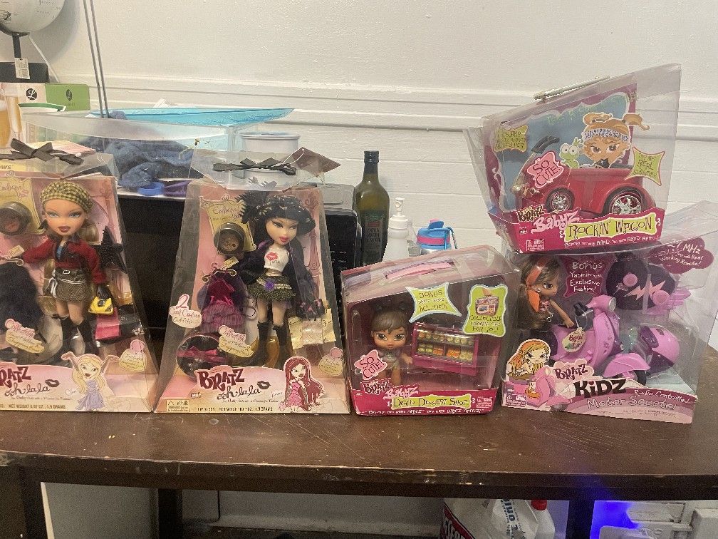 Different Older Bratz Kids Toys