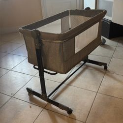 Crib In Great Condition 