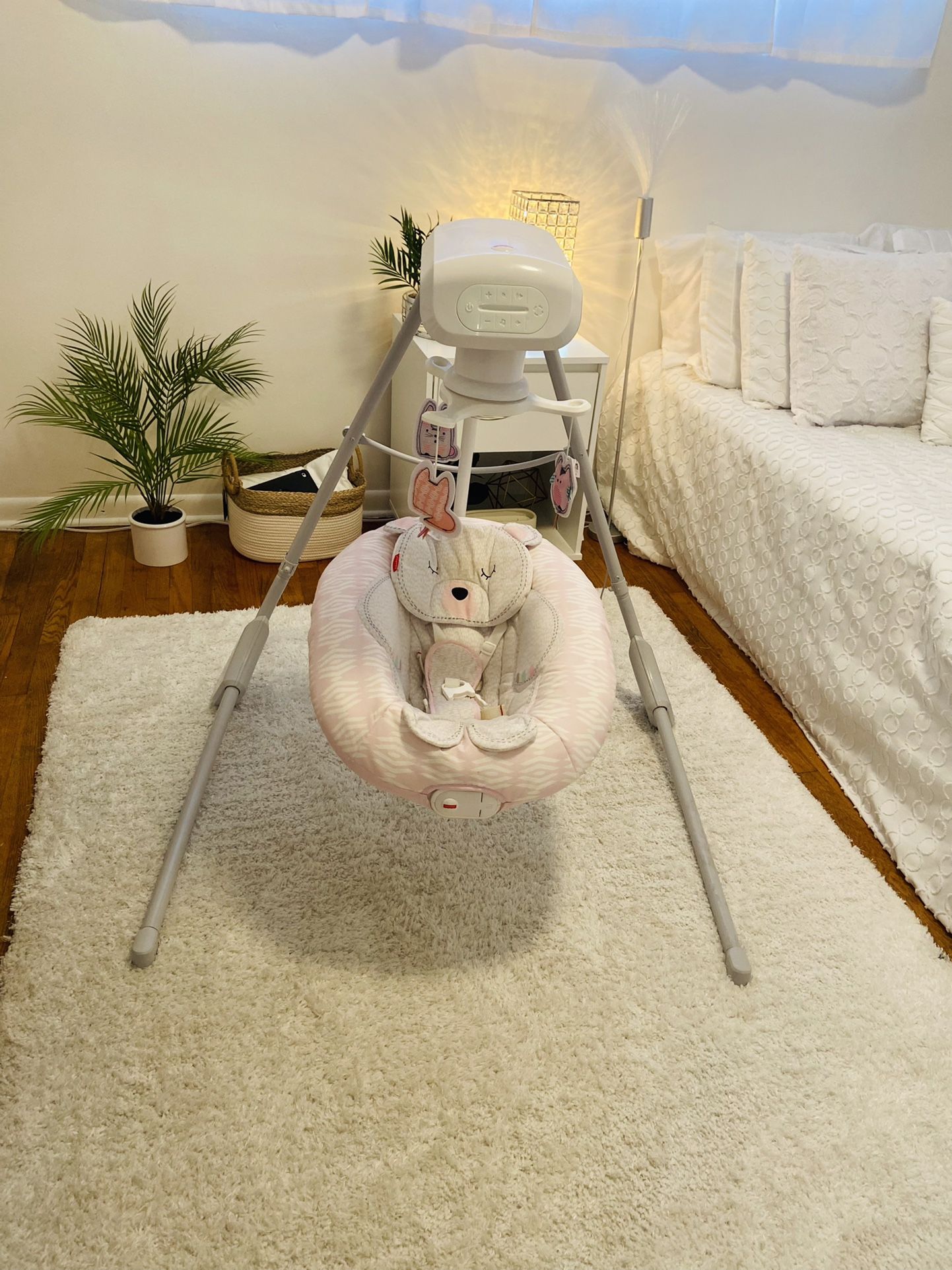Baby swing