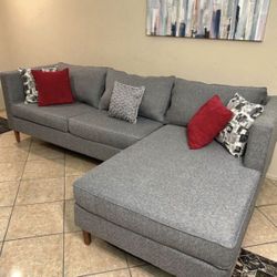 Comfortable Grey Sectional Couch From Living Spaces 