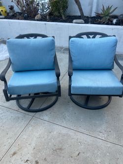 Swivel club chairs