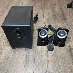 Logitech Z313 Speaker System with Subwoofer