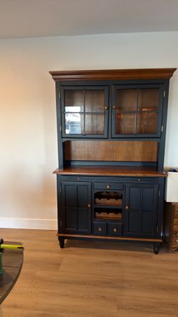 China hutch