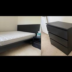Complete Bedroom Set – Queen Bed + Mattress + Dresser + Mirror – Great Condition!