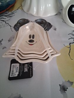 Disney Halloween Measuring Cups
