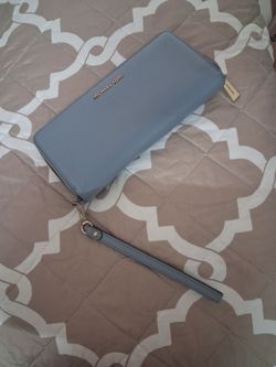 Micheal Kors light blue big wallet