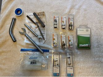 SIMMONS VALVE REPAIR & INSTALLATION KIT ALL NEW  , WITH  EXTRA PARTS ! ALL IN EXCELLENT CONDITION.
