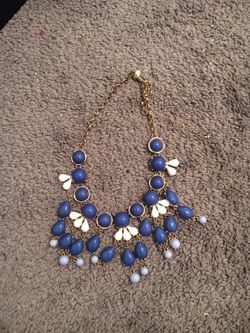Statement necklace
