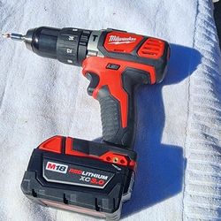 Milwaukee M18  New Hammer Drill  With New Battery  
