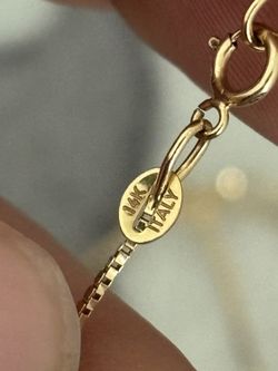 Supreme Libertad 14k Gold Necklace for Sale in Virginia Beach, VA