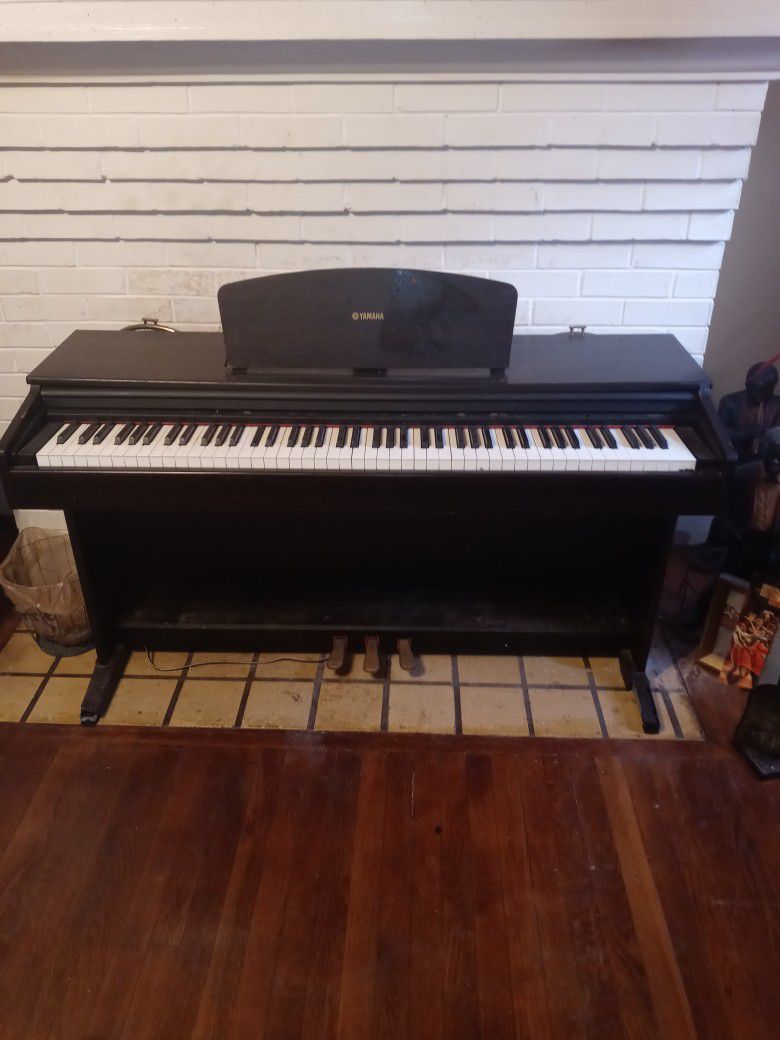 Electric Piano Model #YDP-121
