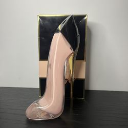 Carolina Herrera Good girl blush perfume 