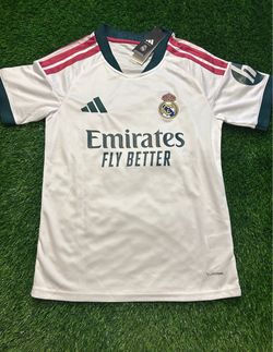 🔥 ¡Nueva camiseta del Real Madrid con Mbappé #10! 🔥