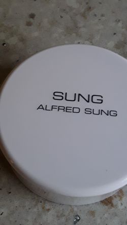 Alfred Sung Body Dusting Powder