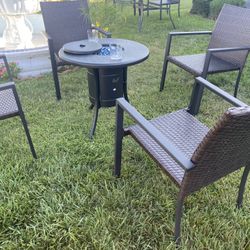 Brand New Patio Set Fire Pit Propane