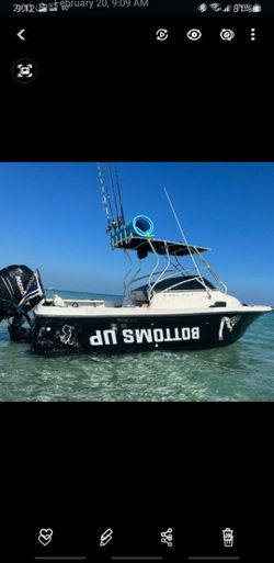 trophy , nice cabin.. new t ,,,top.. fast boat.