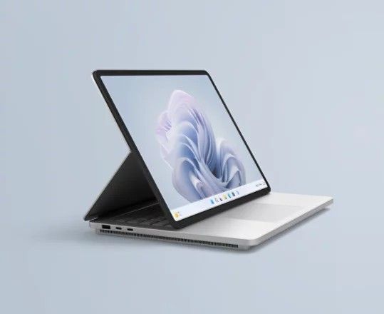 Microsoft Surface Laptop Studio 2 14.4inch Touchscreen 512GB SSD, i7, 16GB RAM with Windows 10 Pro Core i7-11370H, Wi-Fi, GeForce RTX 3050ti
With pen