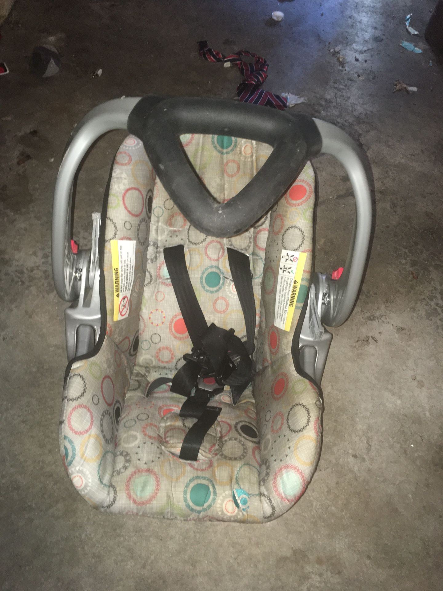 Infant car seat