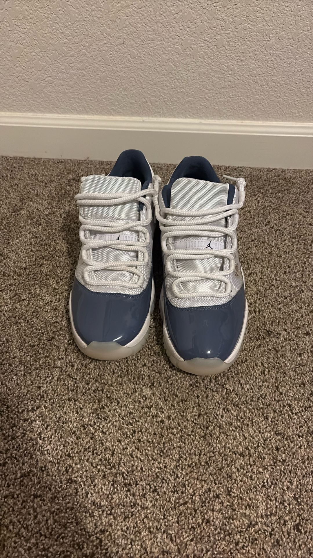 Air Jordan 11 Diffused Blue