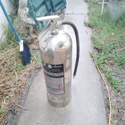 Fire Extinguisher Uses Water Can Be Filled For Free At Any Gas Station Air And Water Forever 🎉