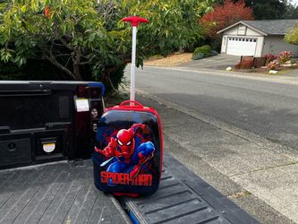 Child Kid Children Spider-Man  Carry On Suitcase Suit Case Carry On Luggage in Great Condition