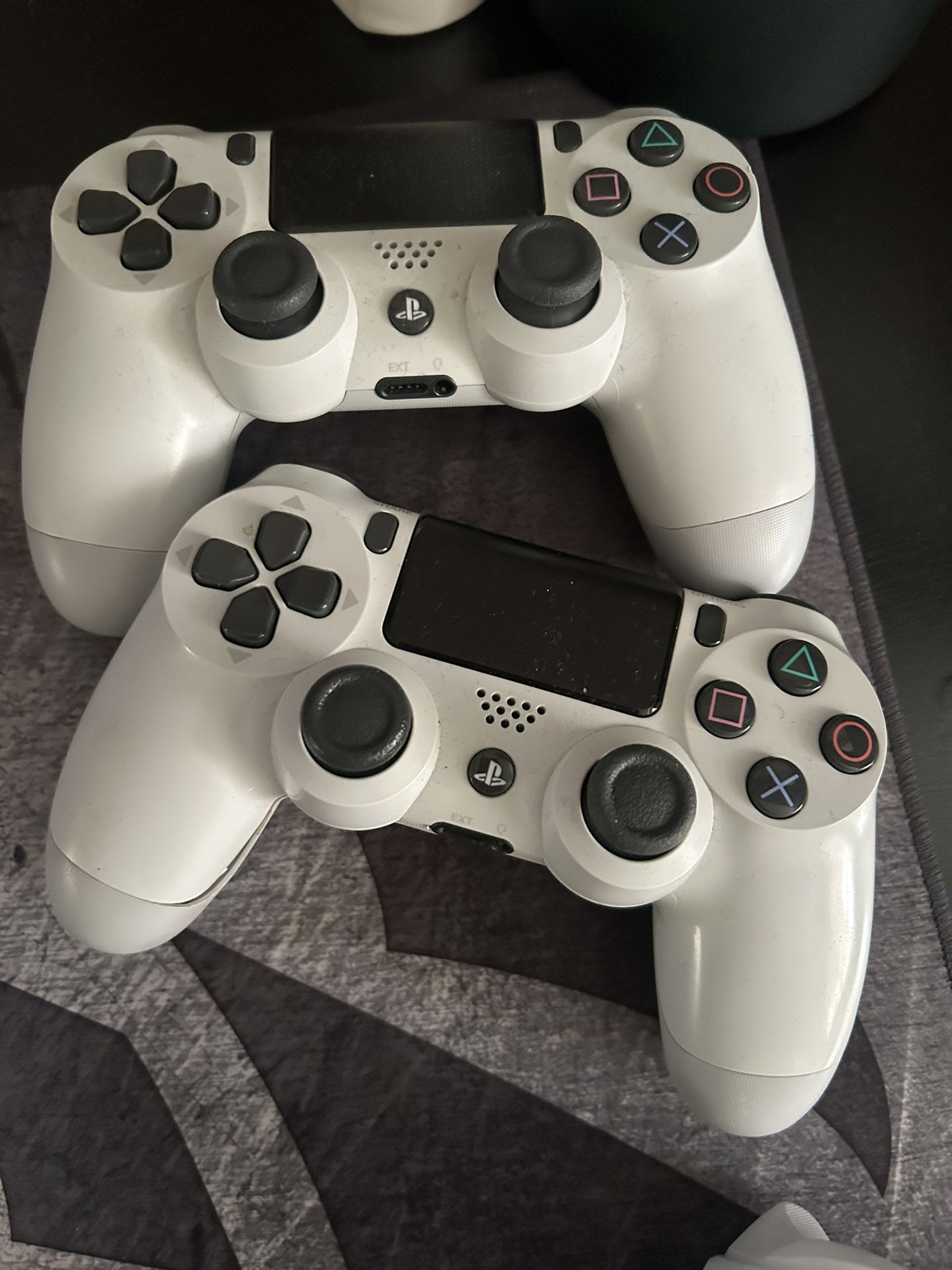 PS4 Controllers