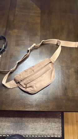Fanny pack