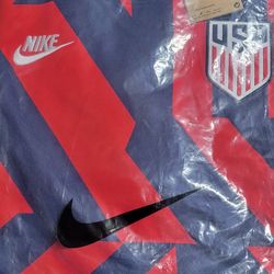 NIKE USA DRI FIT  JERSEY