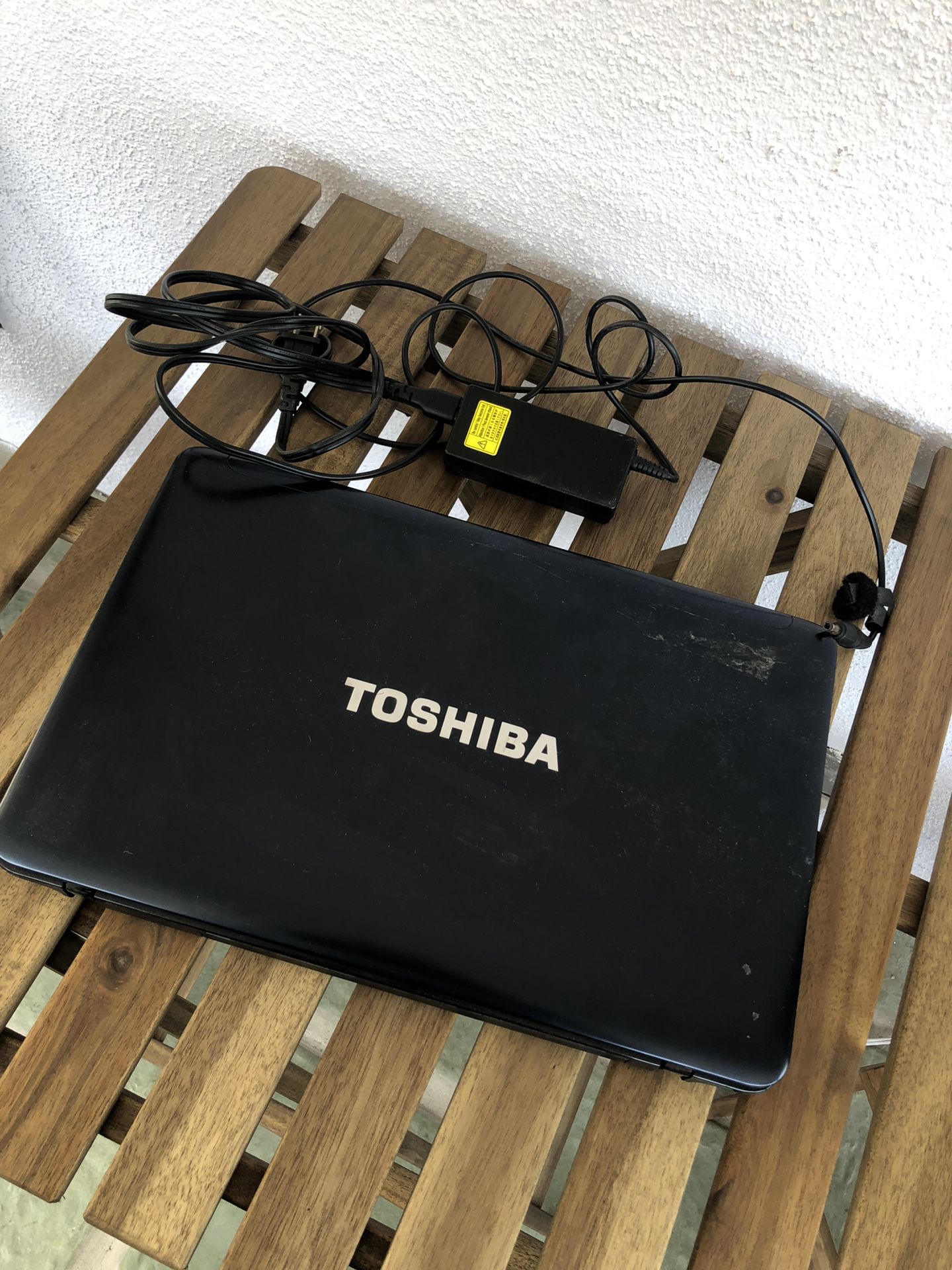 TOSHIBA 17” Laptop