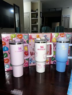 Stanley Hello Kitty Tumbler 