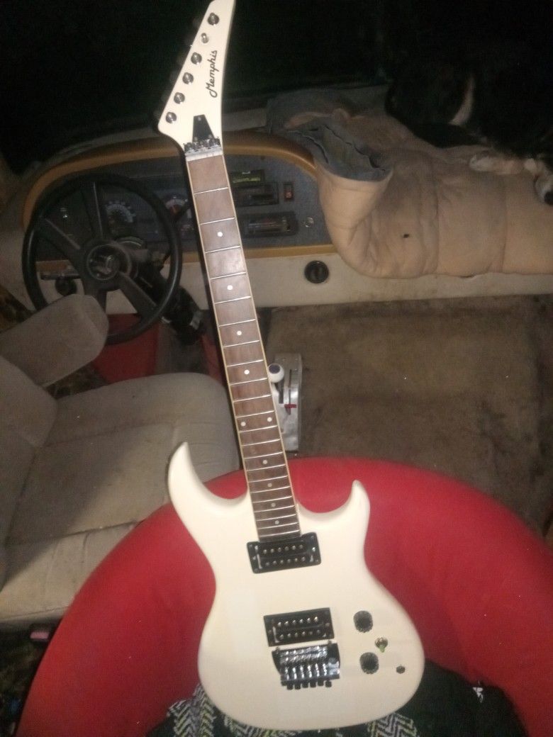 early 80's Memphis (korean) ST 26 super strat