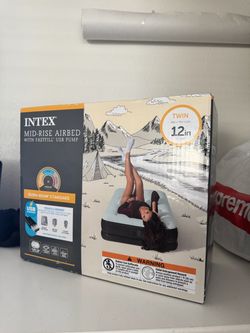 Intex Twin 12” Air Mattress w/ USB Pump – Used Once