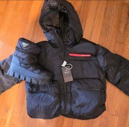 Womens prada coat ( size small&med)