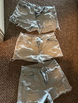 Shorts sz7 $5 ALL
