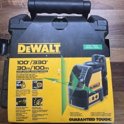 DEWALT 100 ft. Green Self-Leveling Cross Line Laser Level with (3) AA Batteries & Case