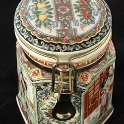VTG Hand Painted Porcelain Famille Rose Medallion Hexagonal Ginger Tea Jar Gold Gild Clamp Lid 5.5 “