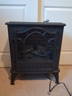 Electric fireplace/ heater