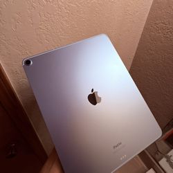 13 Inch iPad Air 6th Gen Wi-fi + cellular 
