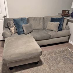 Sectional couch sofa