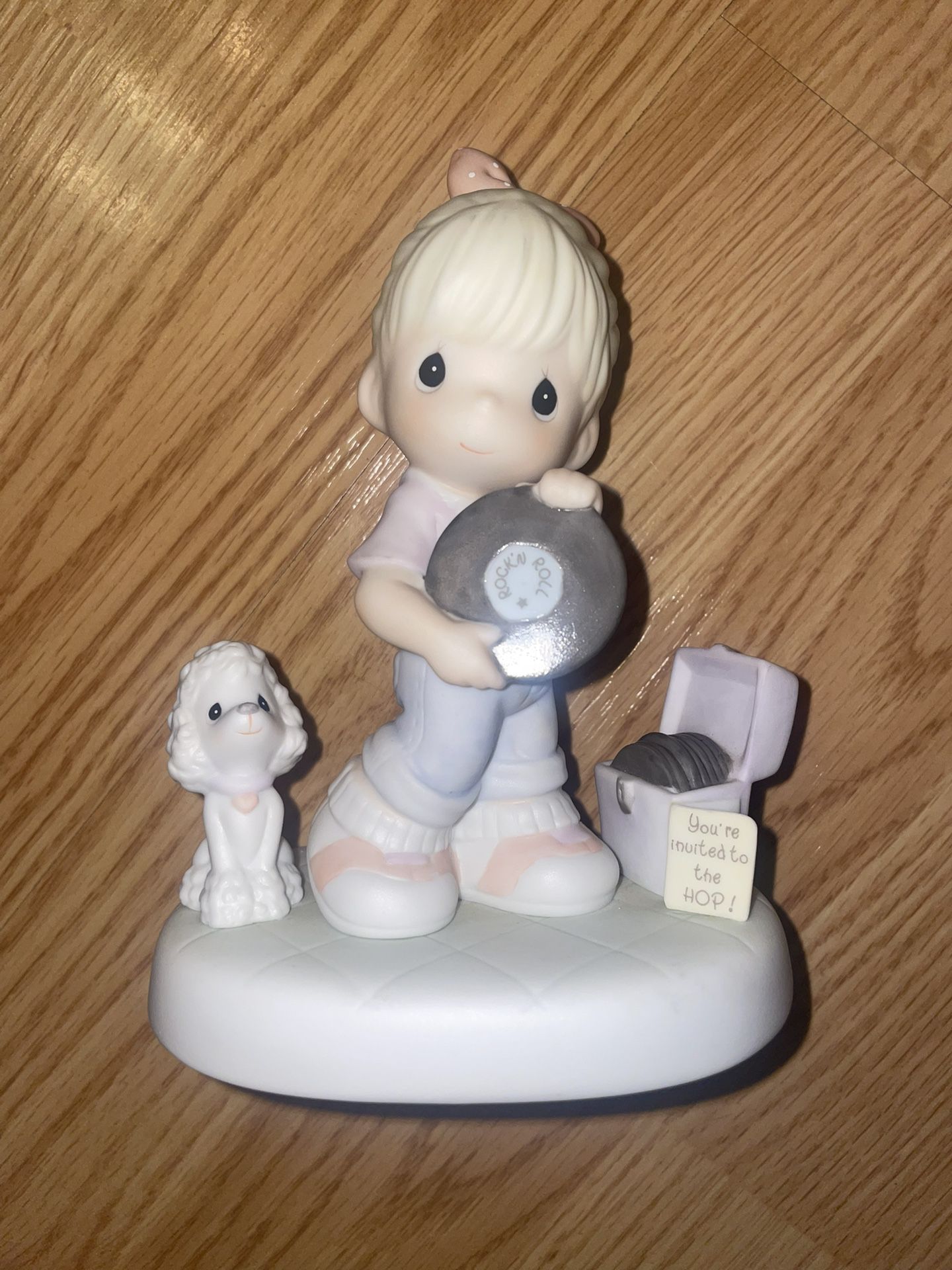 Precious Moments Figurine “Hopping For The Best”
