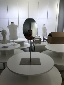 Pedestal Mirror