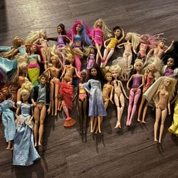 Barbies 