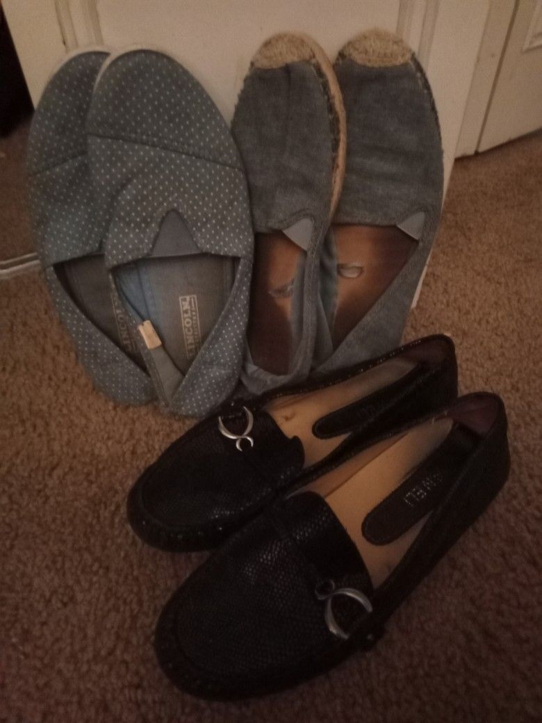Shoes Size 7