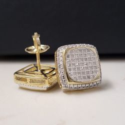 10k Gold Pair Of Diamond Earrings 