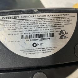 Bose Spiker Recargable Con Su Cargador